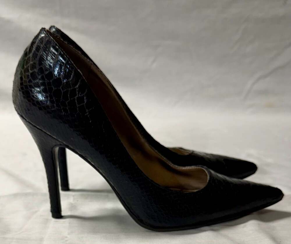 Sam & Libby Black Faux Snake Skin Pointed Toe Stiletto Pumps - Picture 3 of 10